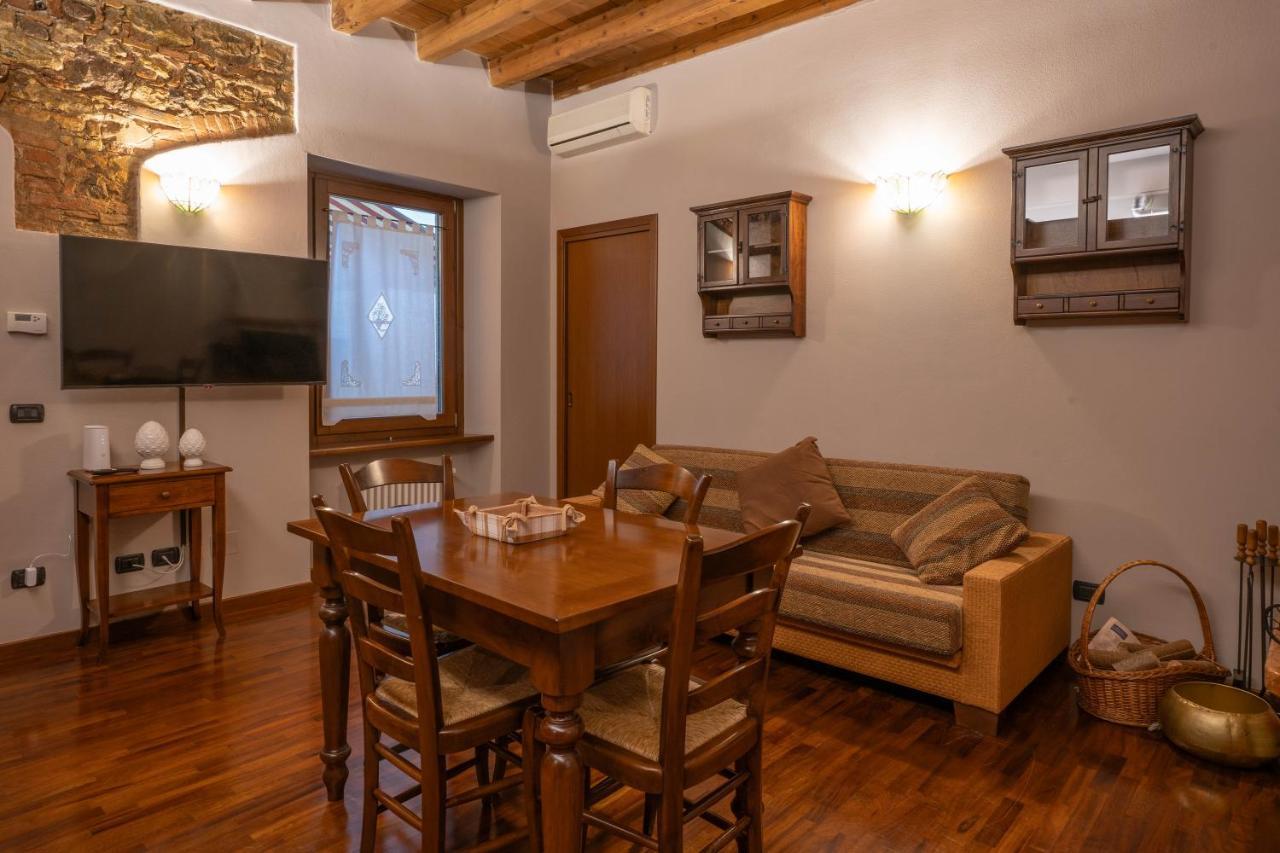 פסקיארה דל גארדה Napule...E Apartments מראה חיצוני תמונה